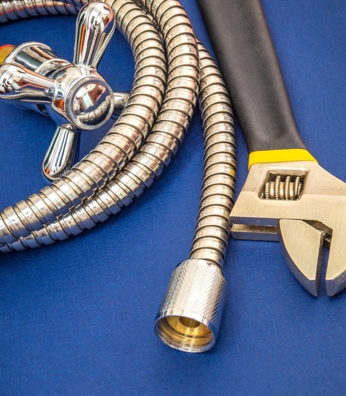 Outils plomberie artisan